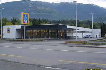 business: Route Cantonale 24, Conthey