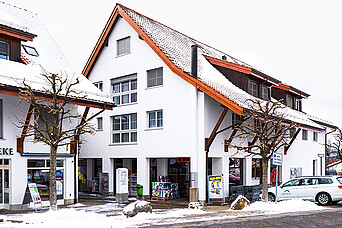 business: Dorfstrasse 17, Oberehrendingen