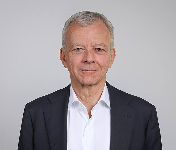 Portrait Hans-Peter Bauer