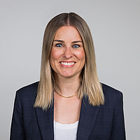 Alexandra Steger, Senior Transaction Manager Real Estate Direct